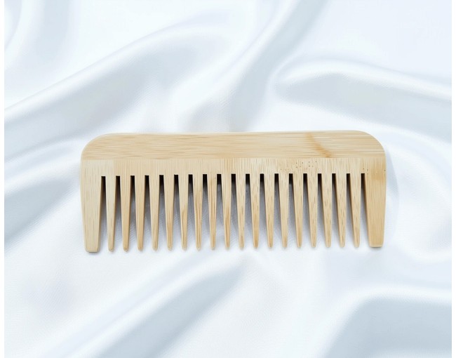 Haarkamm aus Bambus