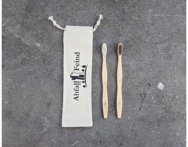 Bamboo toothbrushes set of 4