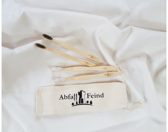 Bamboo toothbrushes set of 4