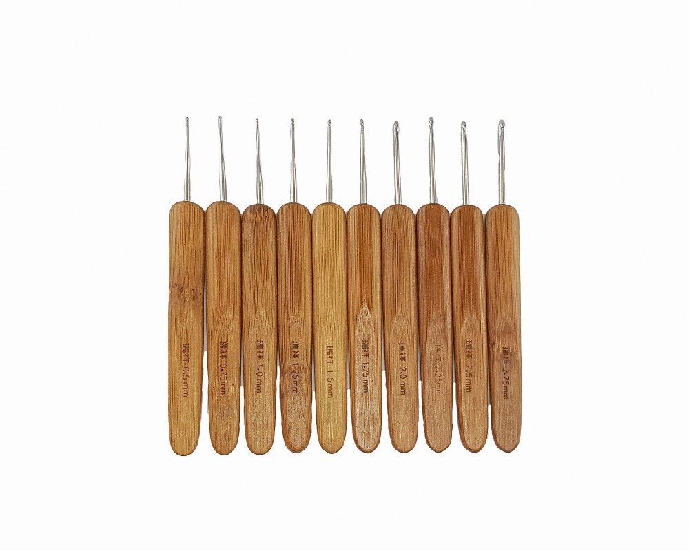Crochet hooks bamboo and metal