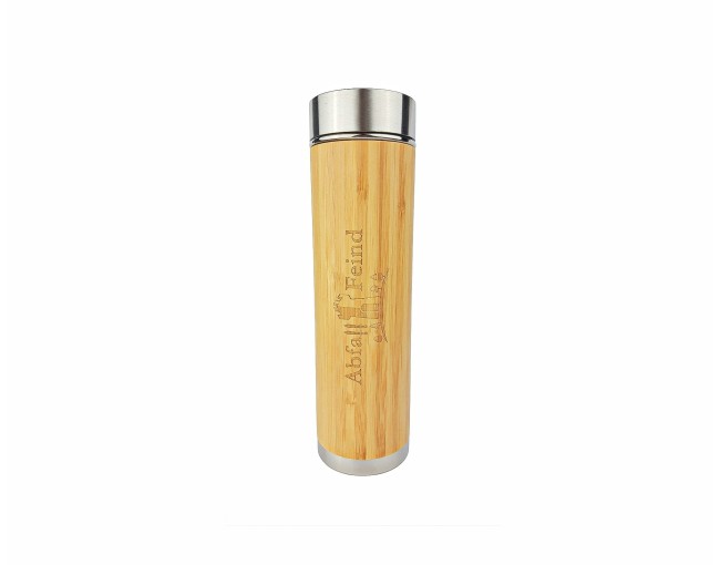 Thermos bottle with tea strainer