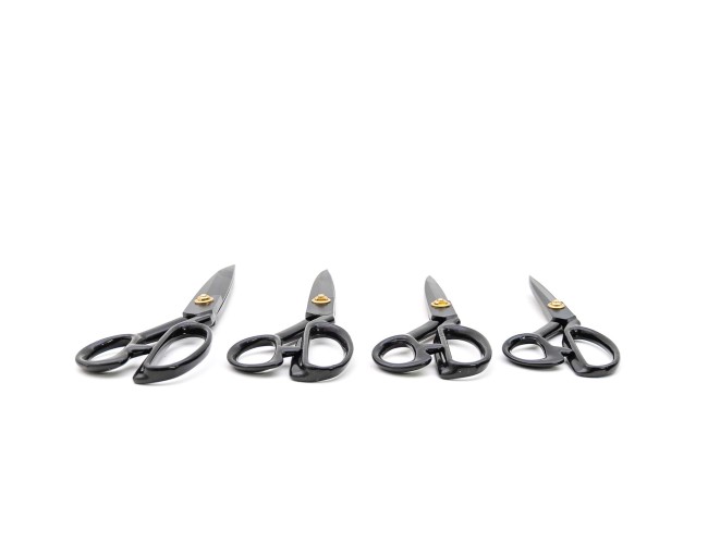 Schneiderschere aus Carbonstahl 3 Finger 23cm