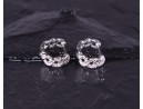 Detailreiche Silberohrringe mit Kettenmotiv und Zirkonen