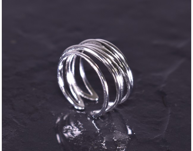 Raffinierter Silberring mehrschichtig