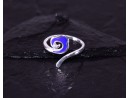 Schwungvoller Silberring mit Blumen Detail