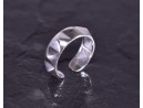 Silberring im Punk Design