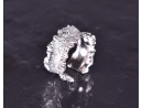 Silberring in gehämmerter Wellenform
