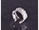 Silberring in gehämmerter Wellenform