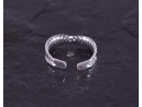 Silberring mit gedrehter Ringschiene
