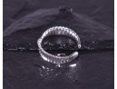 Silberring mit gedrehter Ringschiene
