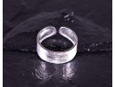 Zeitloser Silberring Klassiker elegant designt